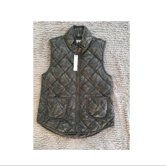 41 Hawthorn Jackets & Blazers - NWT Stitch Fix 41 Hawthorn Camo Quilted S M